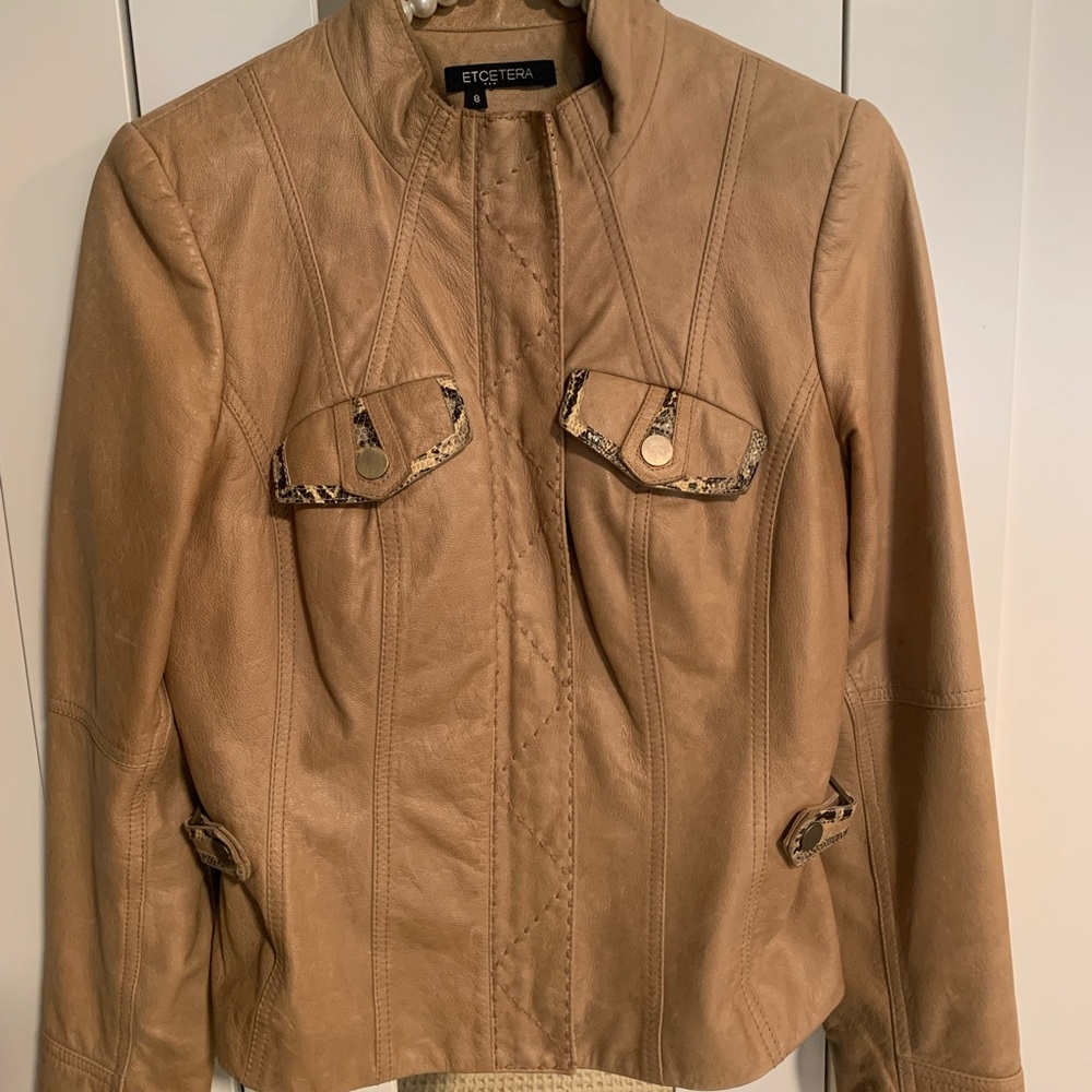 Cutest tan leather jacket. Perfect for Fall 2025